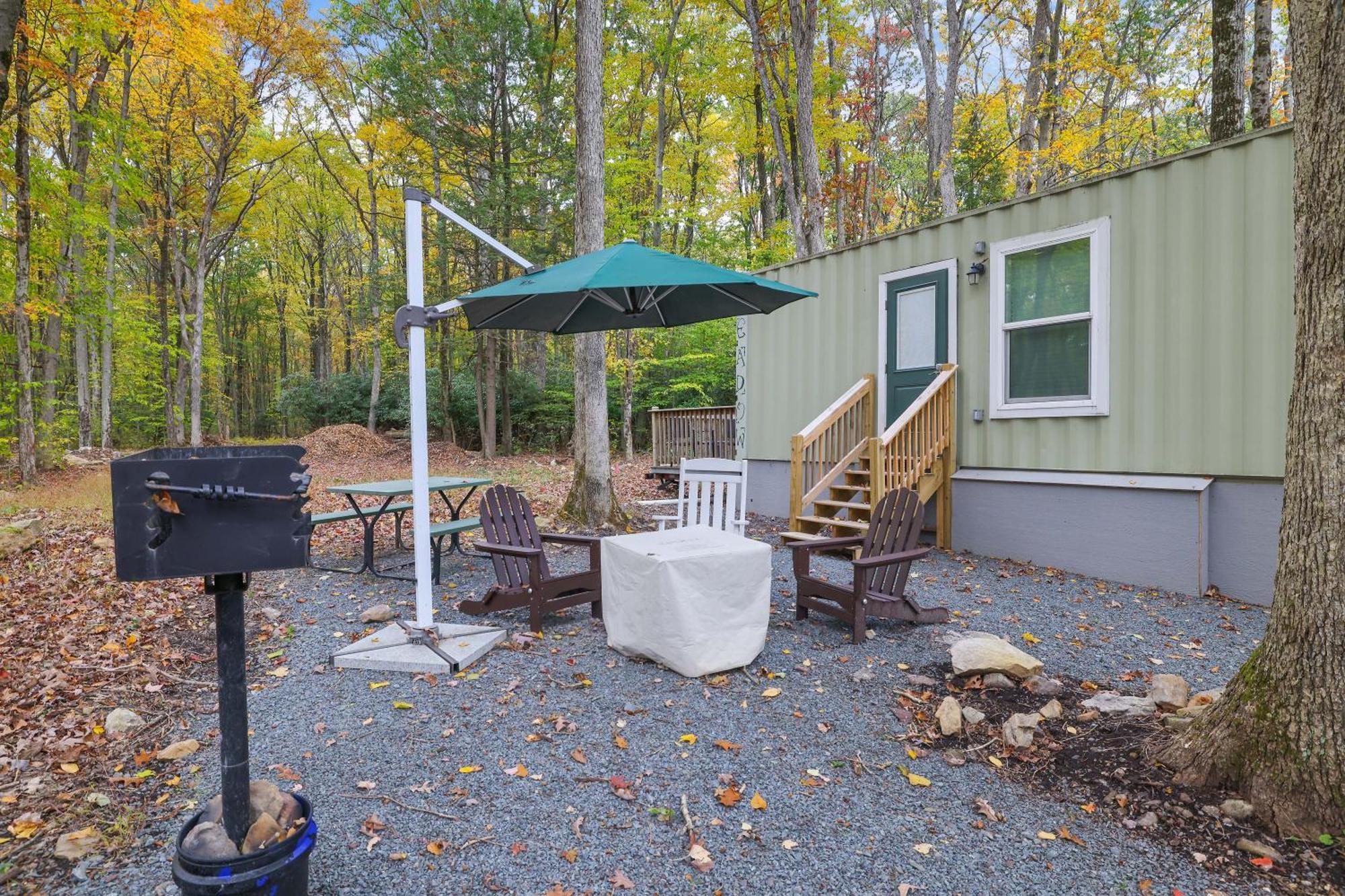 Camptel Poconos Lodging Albrightsville Exterior photo